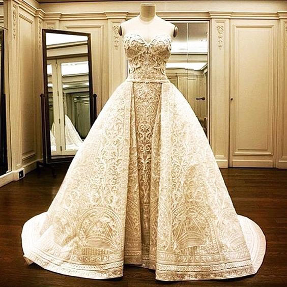 7 bộ váy cưới hoàng gia xa xỉ nhất hành tinh – Wannabe
